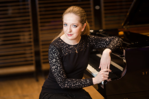 Tatiana Chernichka, pianist